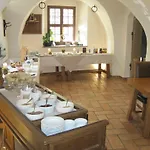 Schloss Schaenke Garni Bautzen