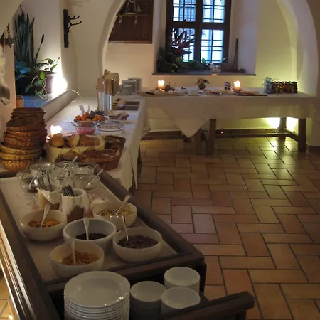 Gasthuis Schloss Schaenke Garni Bautzen