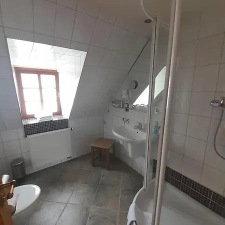 Schloss Schaenke Garni Pensión 3*