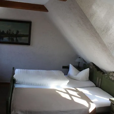 Schloss-schaenke Garni Guest house