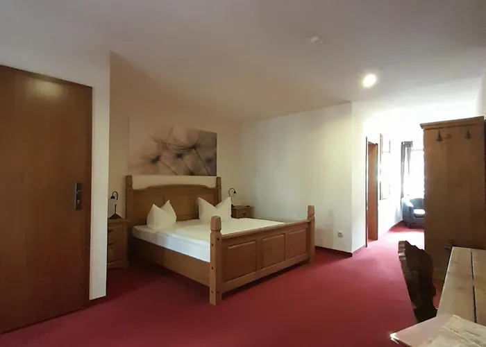 Schloss Schaenke Garni Guest house 3*