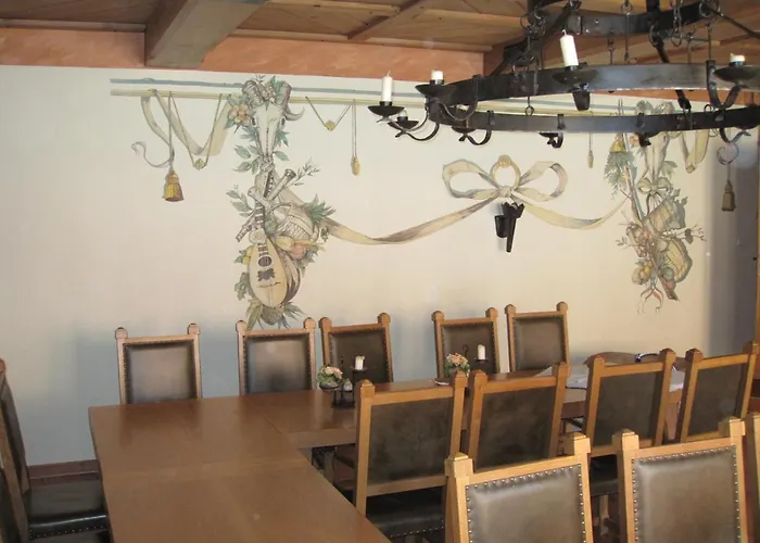 Schloss Schaenke Garni